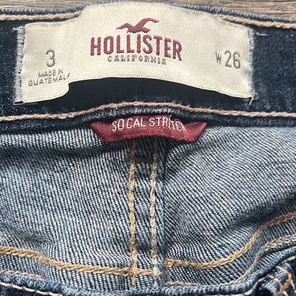 Holister socal stretch , 26, 3 . Jean shorts cuffed - Picture 4 of 11